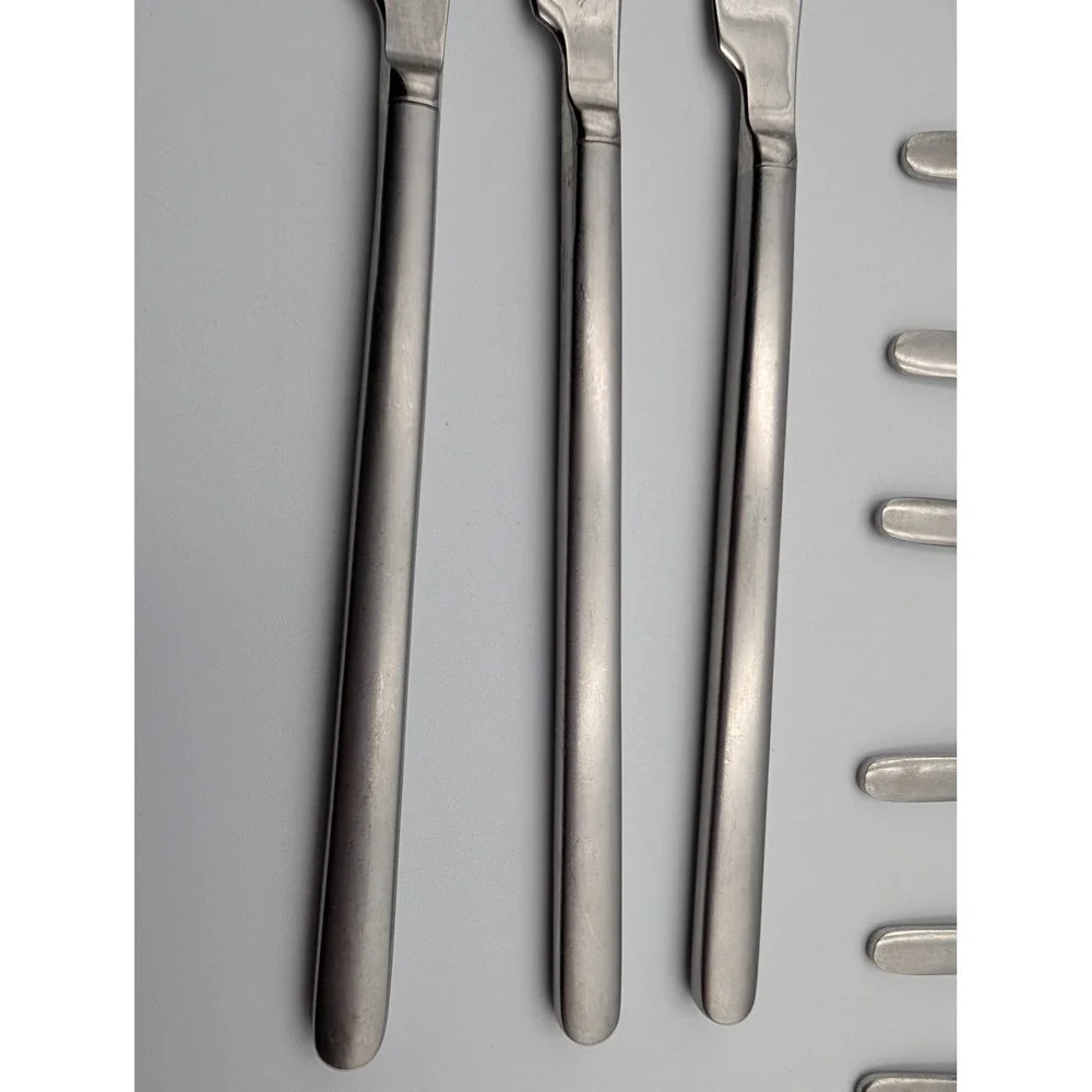 Oneida Stainless Flatware Set 12 Pc Replacement Silverware Satin Handle 18/0
